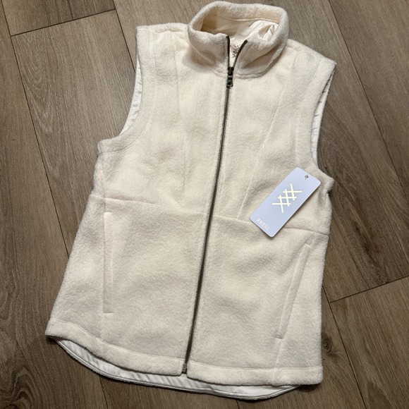 RHONE Jackets & Blazers - Rhône Aloft Fleece Vest Full Zip Gold Logo Stretch Cream Women's X-Small